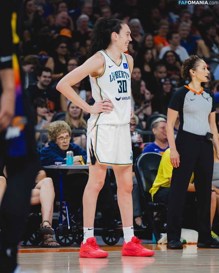 Breanna Stewart / WNBA Player / breannastewart30 Nude OnlyFans  Leaked Photo #16