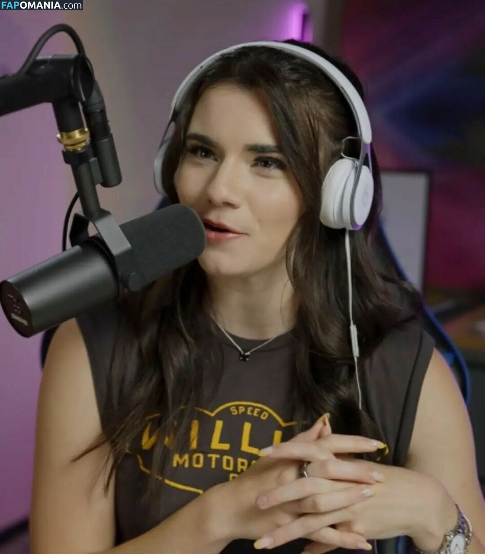 Brett Cooper / imbrettcooper Nude OnlyFans  Leaked Photo #129