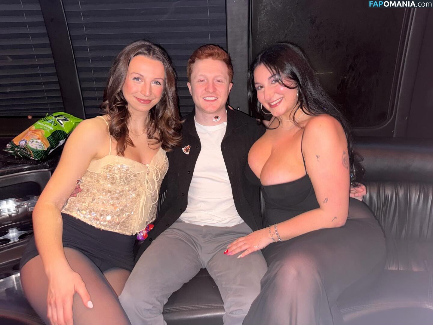 Bri Snow / Bri_Alexis_Snow / boobzilla123 / bri_snow Nude OnlyFans  Leaked Photo #63