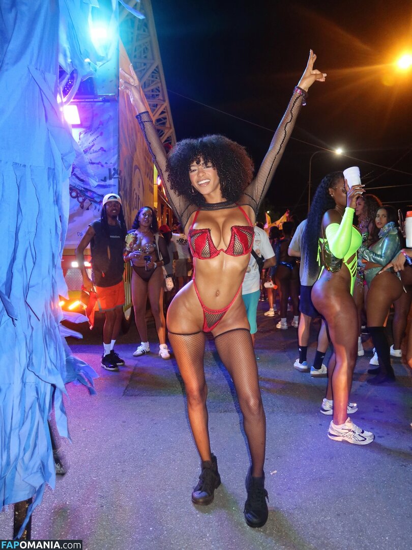 Briana Smith / brianaans / brianaas / brismith Nude OnlyFans  Leaked Photo #304