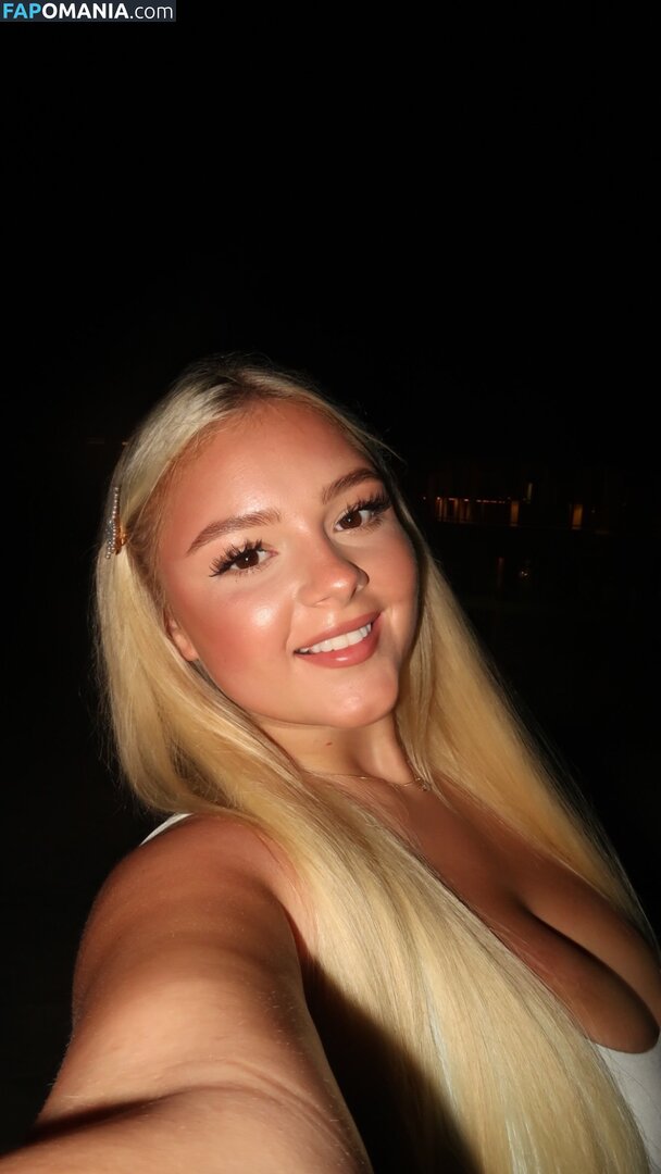 Brooke Marsden / beautybrooke123 Nude OnlyFans  Leaked Photo #4