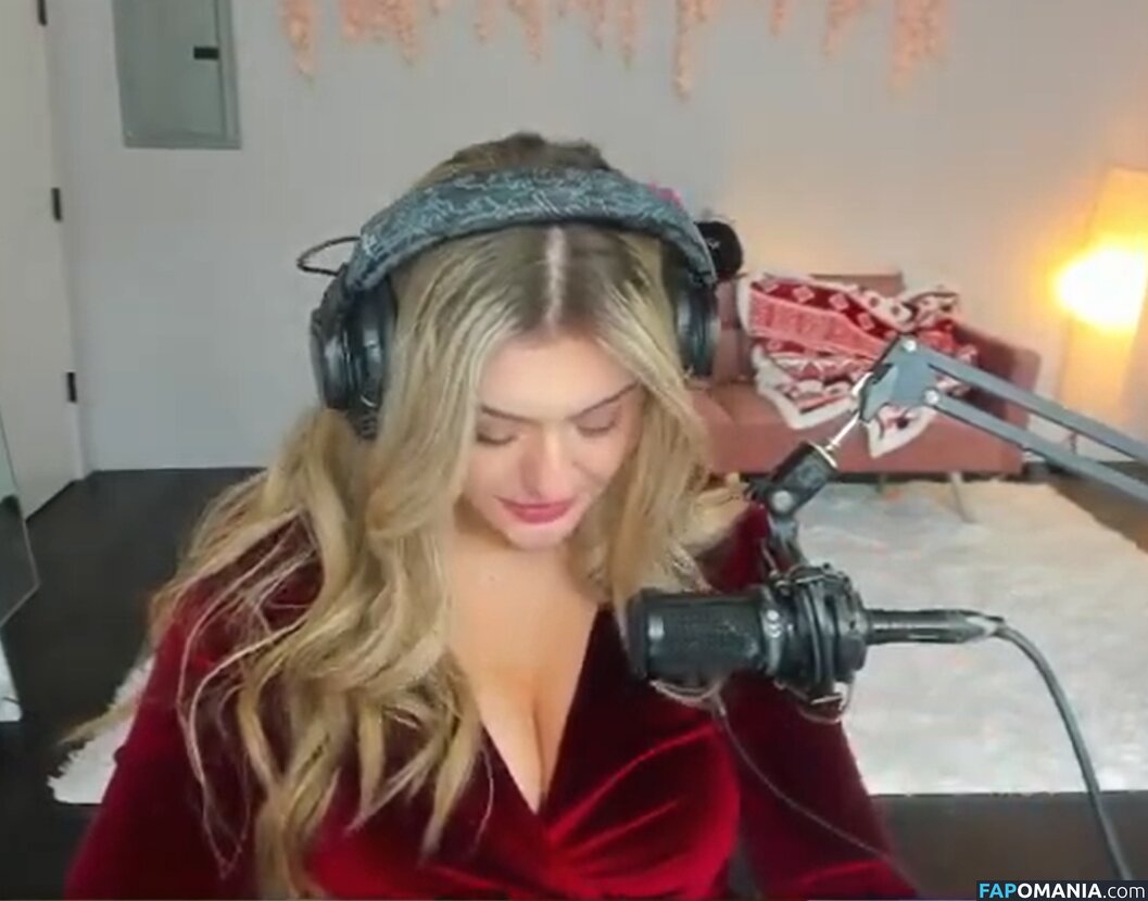 BrookeAB / brookeabb / fvckbrooke Nude OnlyFans  Leaked Photo #159