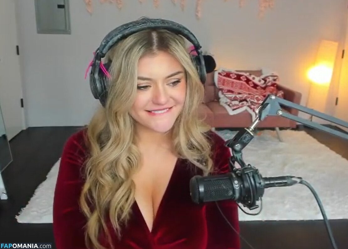 BrookeAB / brookeabb / fvckbrooke Nude OnlyFans  Leaked Photo #160