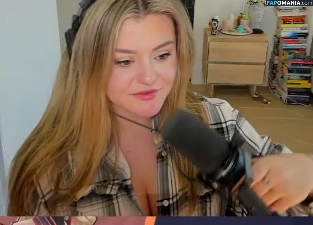 BrookeAB / brookeabb / fvckbrooke Nude OnlyFans  Leaked Photo #165