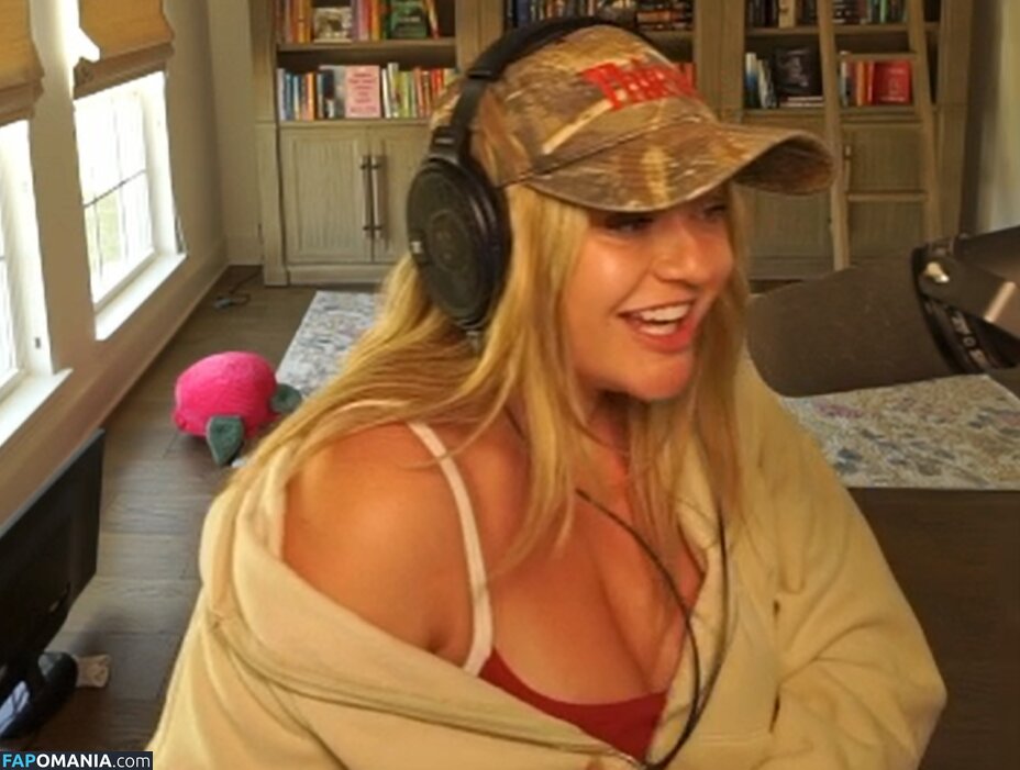 BrookeAB / brookeabb / fvckbrooke Nude OnlyFans  Leaked Photo #174