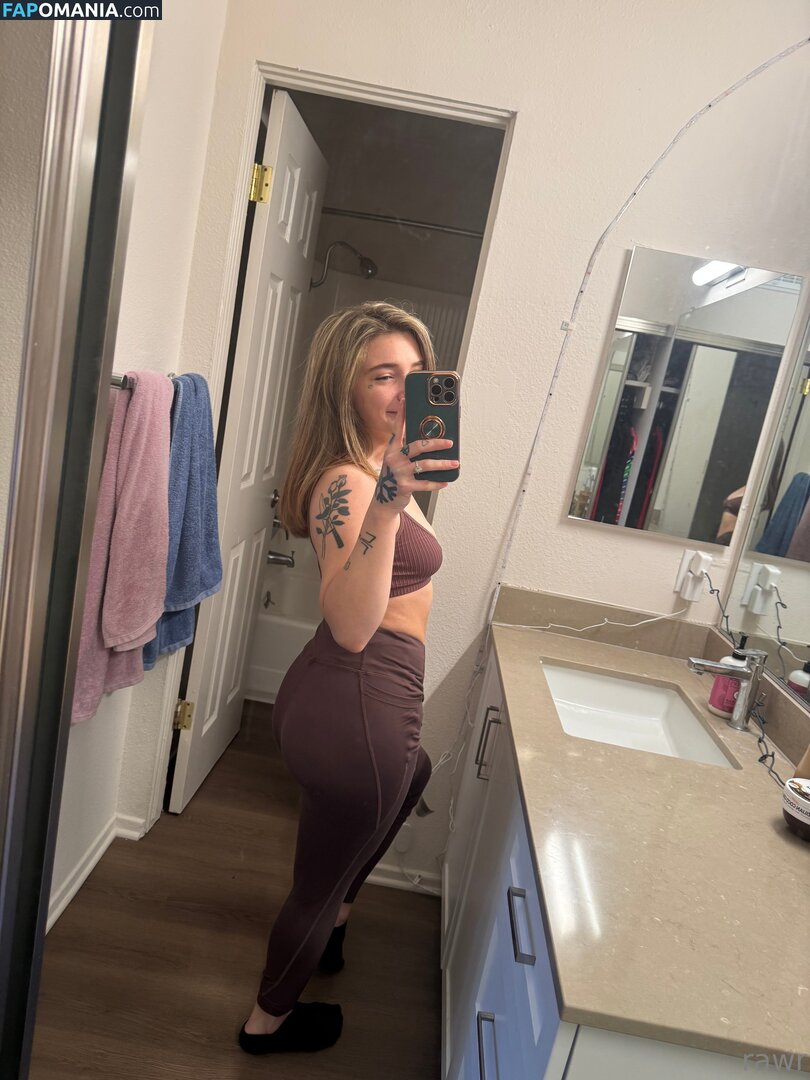 Brooklyn Dunn / brooklynd03 / flowermellon Nude OnlyFans  Leaked Photo #6