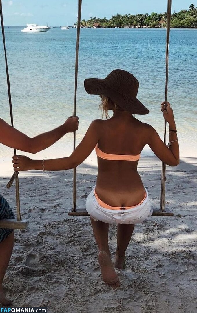Bruna Carvalho / Bruna16 Nude OnlyFans  Leaked Photo #19