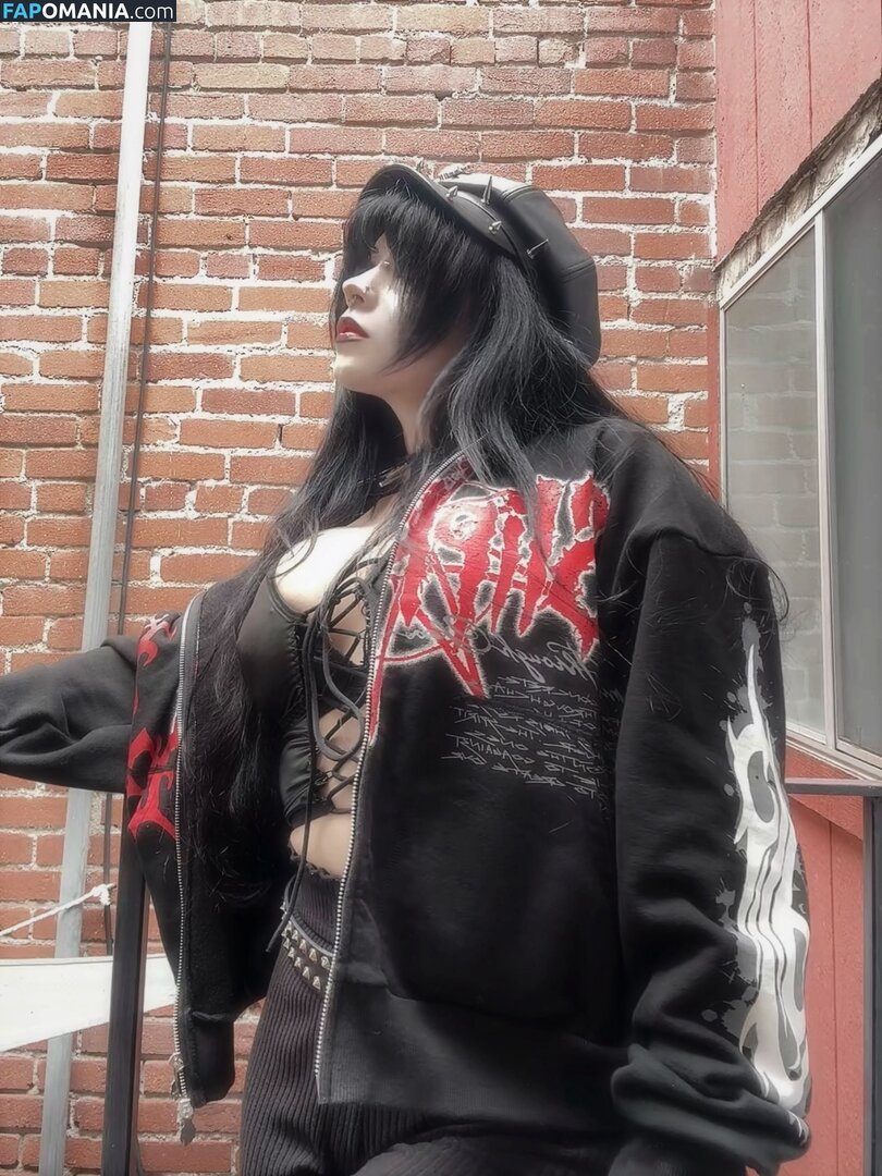 buffgothmom / xohmygoth Nude OnlyFans  Leaked Photo #12