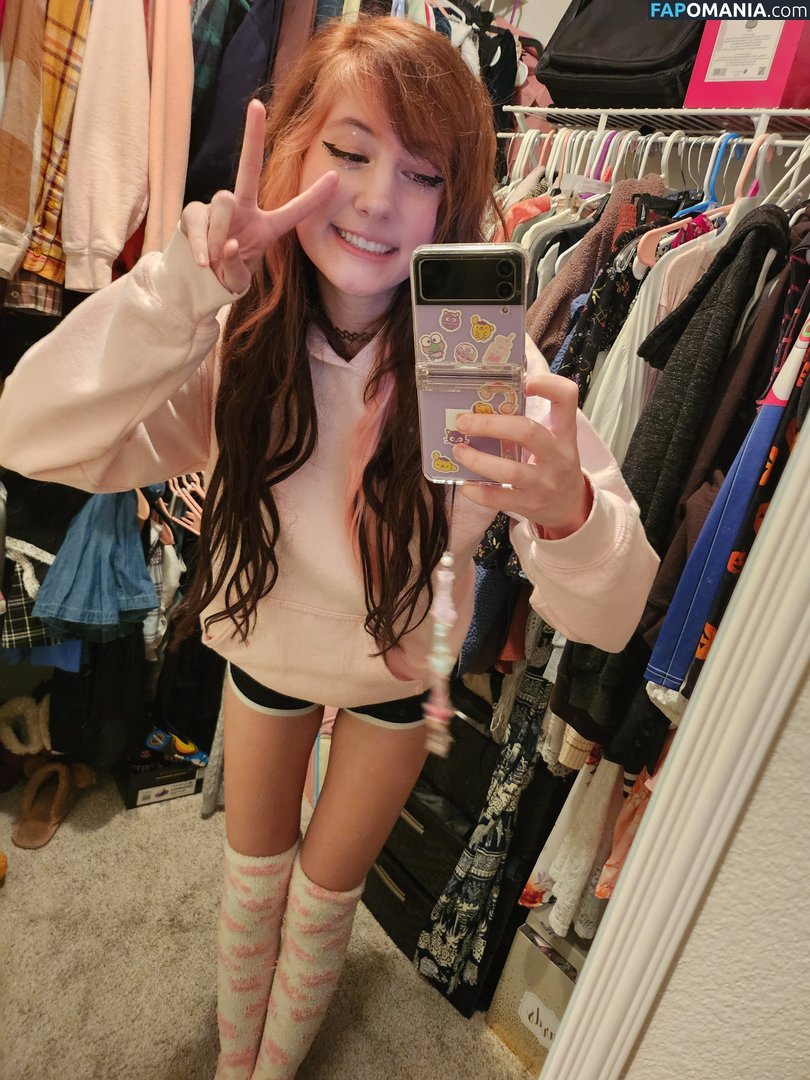 Bunimilk / Valslittleblog / Valsweetz Nude OnlyFans  Leaked Photo #61