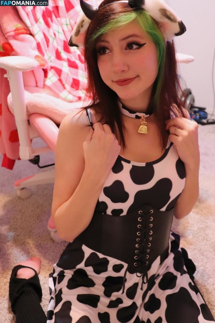 Bunimilk / Valslittleblog / Valsweetz Nude OnlyFans  Leaked Photo #122