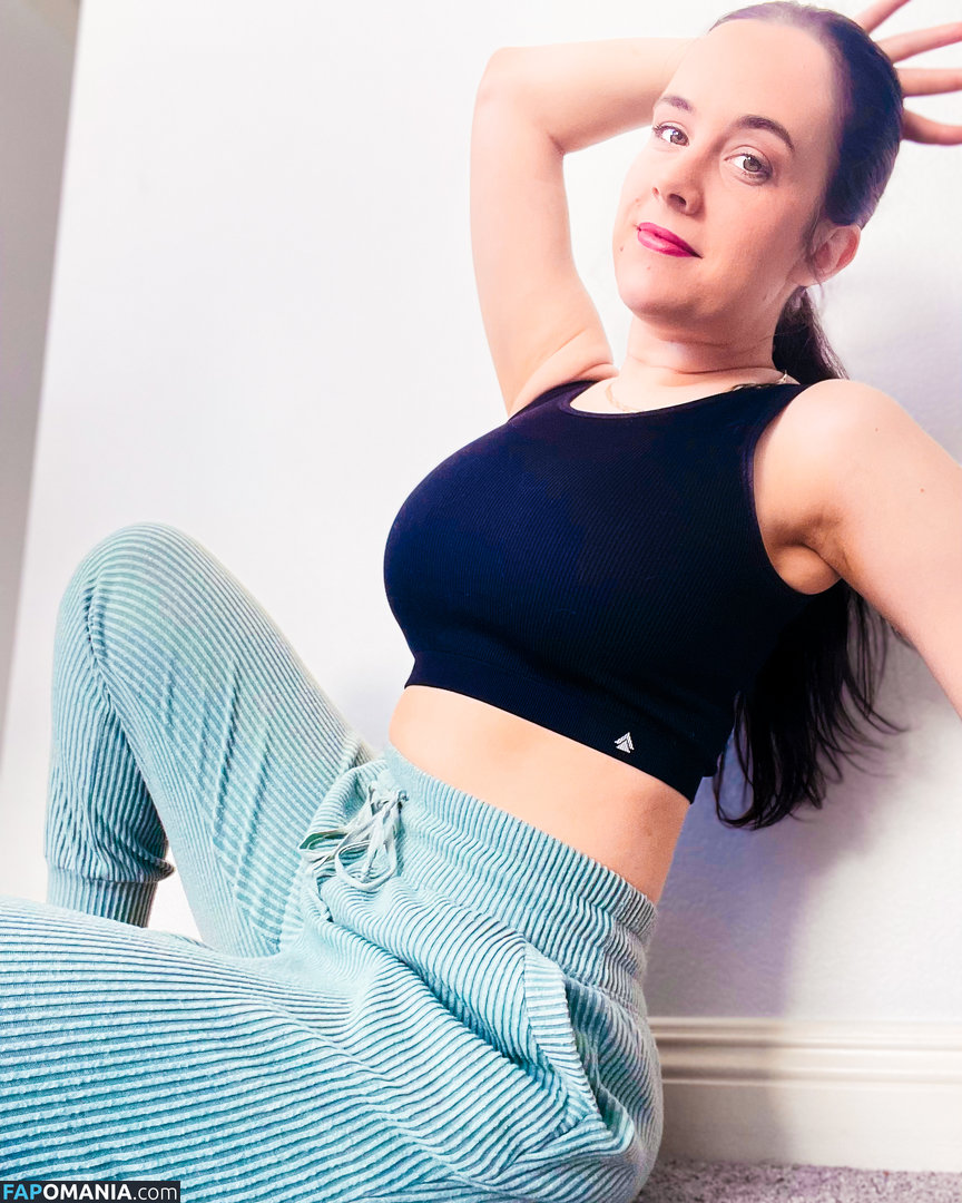 Bunnytails / bunnytailsTwitch / fluffybunny20 Nude OnlyFans  Leaked Photo #6