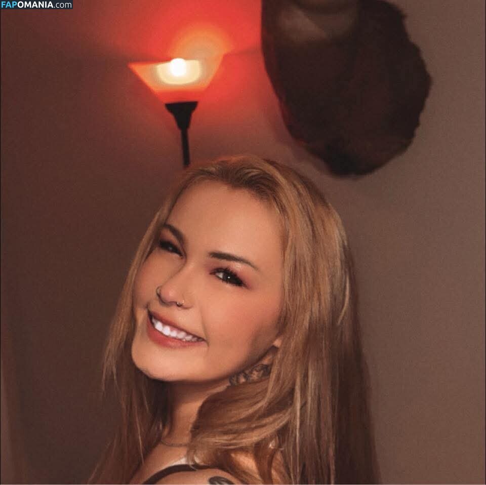 Busty Kristen from Iowa Nude OnlyFans  Leaked Photo #2