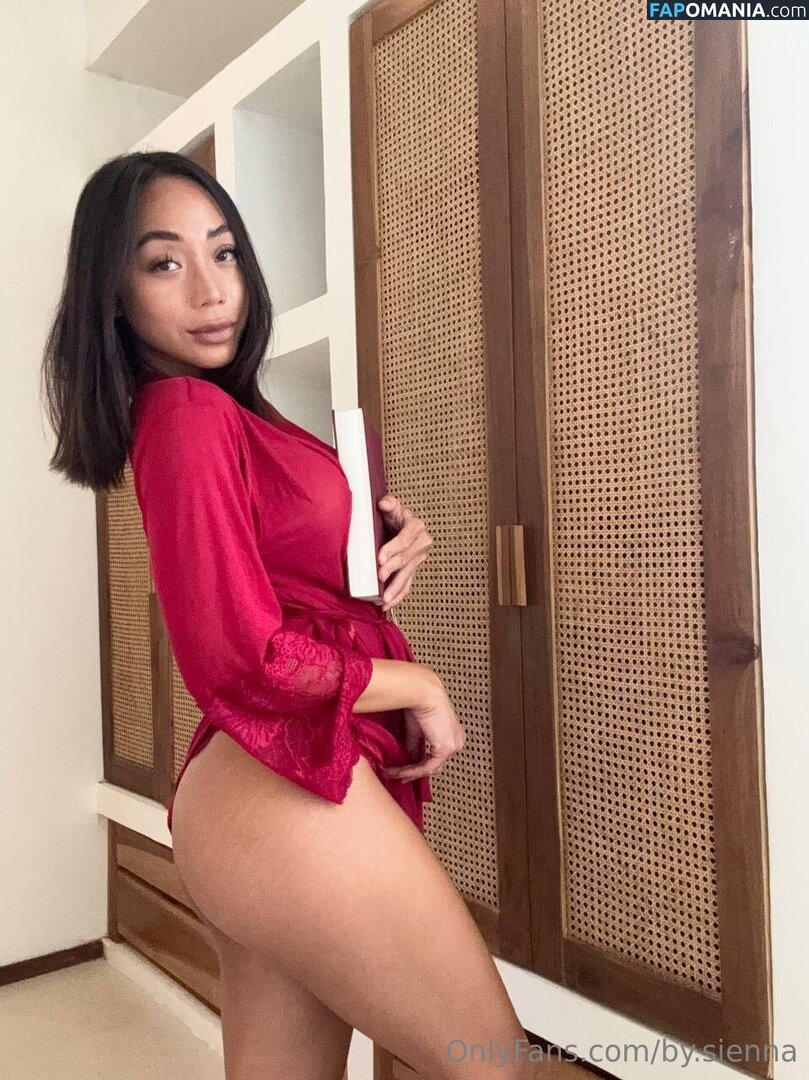 by.sienna / bysienna / byysienna Nude OnlyFans  Leaked Photo #9