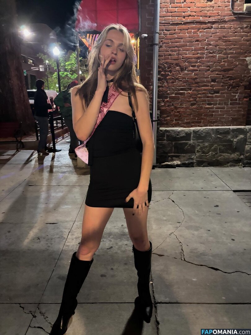 Cadence Marang / lemom.meringue Nude OnlyFans  Leaked Photo #4