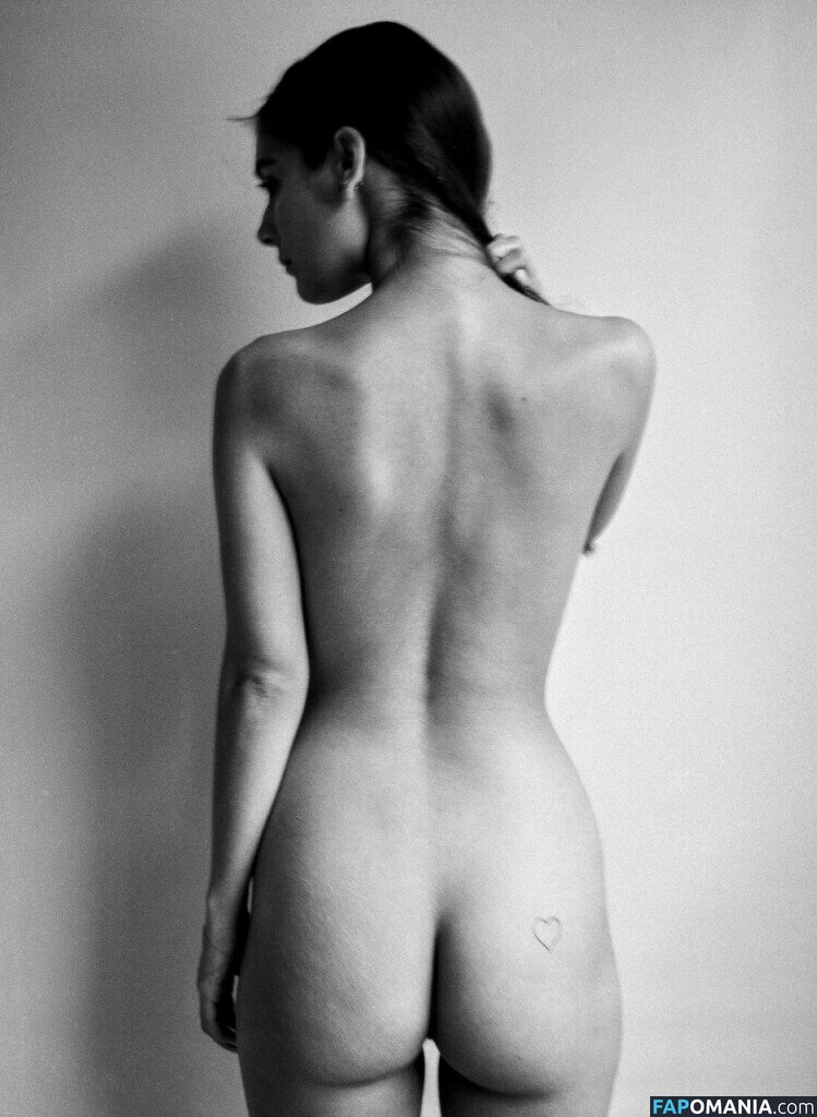 Caitlin Stasey / caitlinstasey Nude OnlyFans  Leaked Photo #6