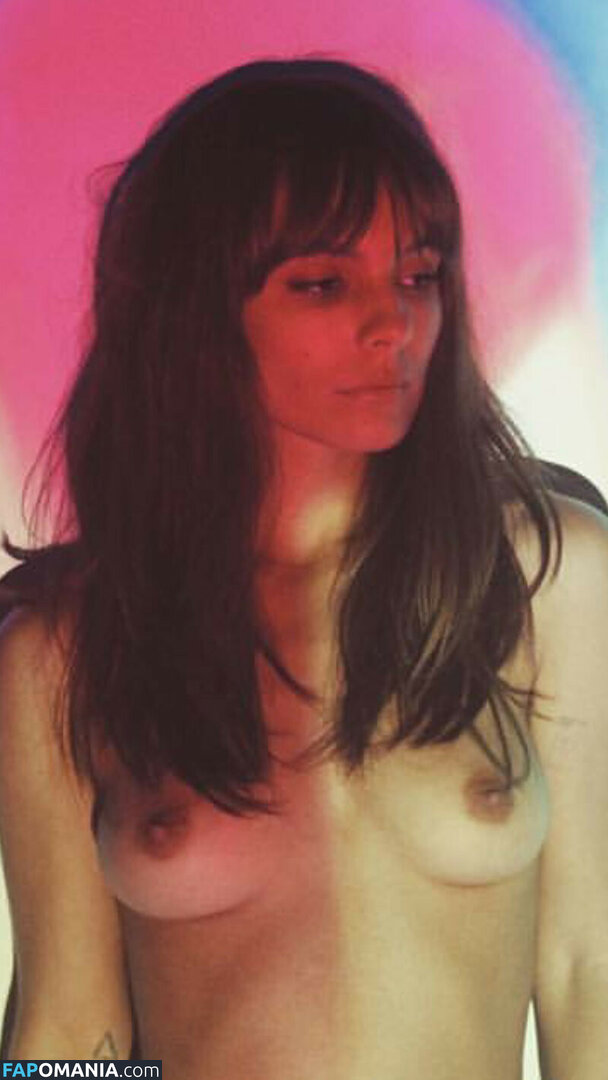 Caitlin Stasey / caitlinstasey Nude OnlyFans  Leaked Photo #10