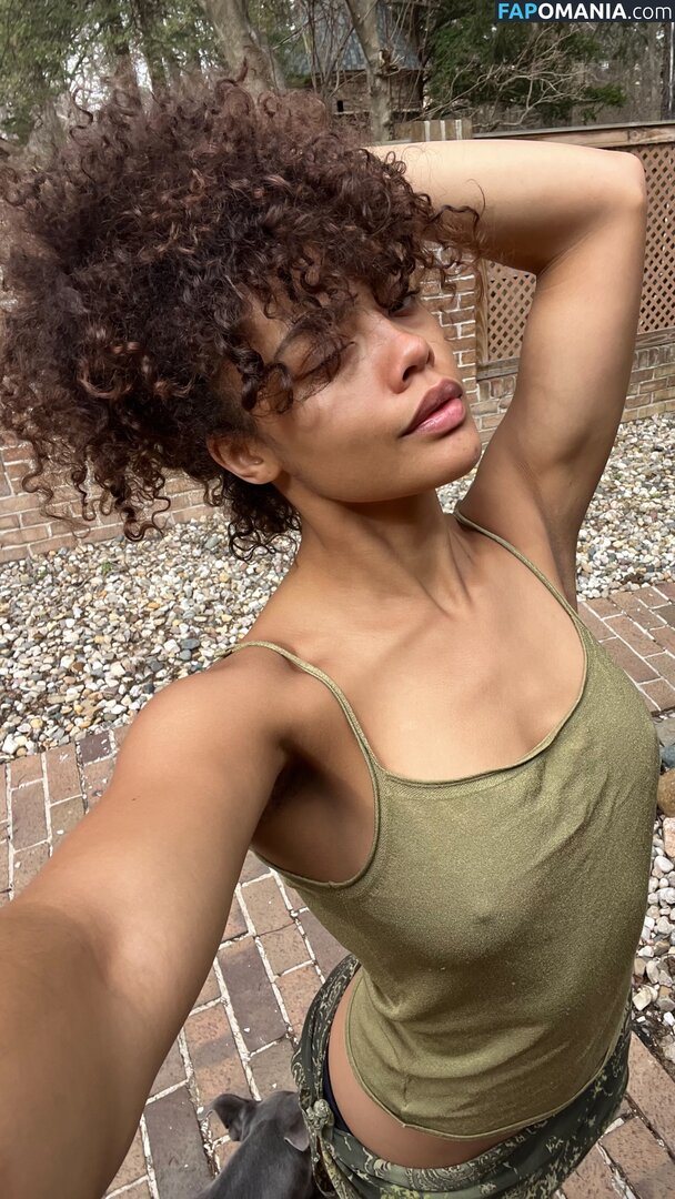 Caitlyn Mwenifumbo / bby_cai / bbycai_ / caitlyn angenile Nude OnlyFans  Leaked Photo #4