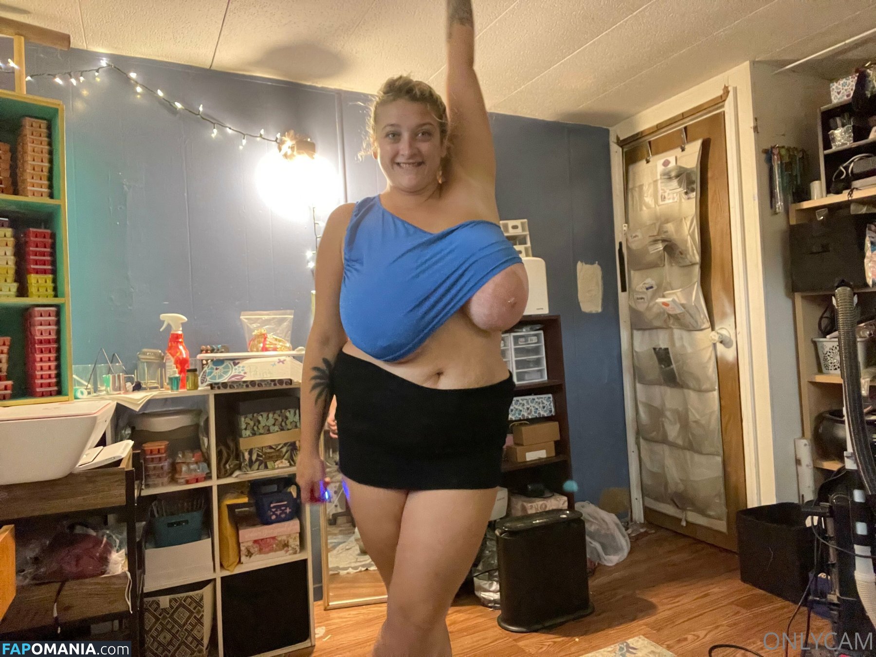 CambriaCurves / cambrianicoleee Nude OnlyFans  Leaked Photo #12