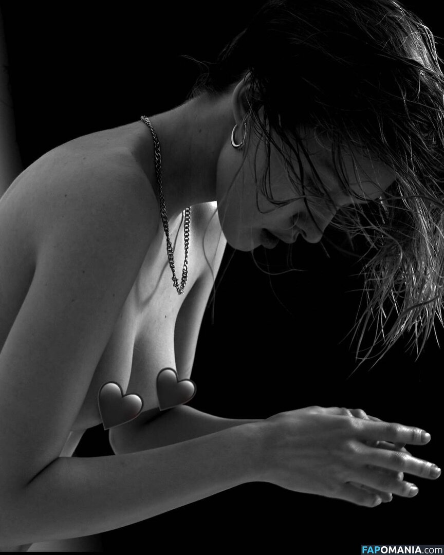 Cami.kova Nude OnlyFans  Leaked Photo #11