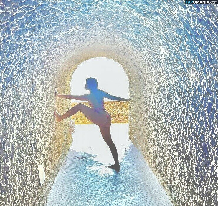 Camila Cabello / Camila_Cabello Nude OnlyFans  Leaked Photo #513