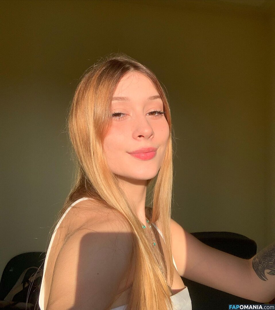 Camille Andretto / camilleadrt Nude OnlyFans  Leaked Photo #7