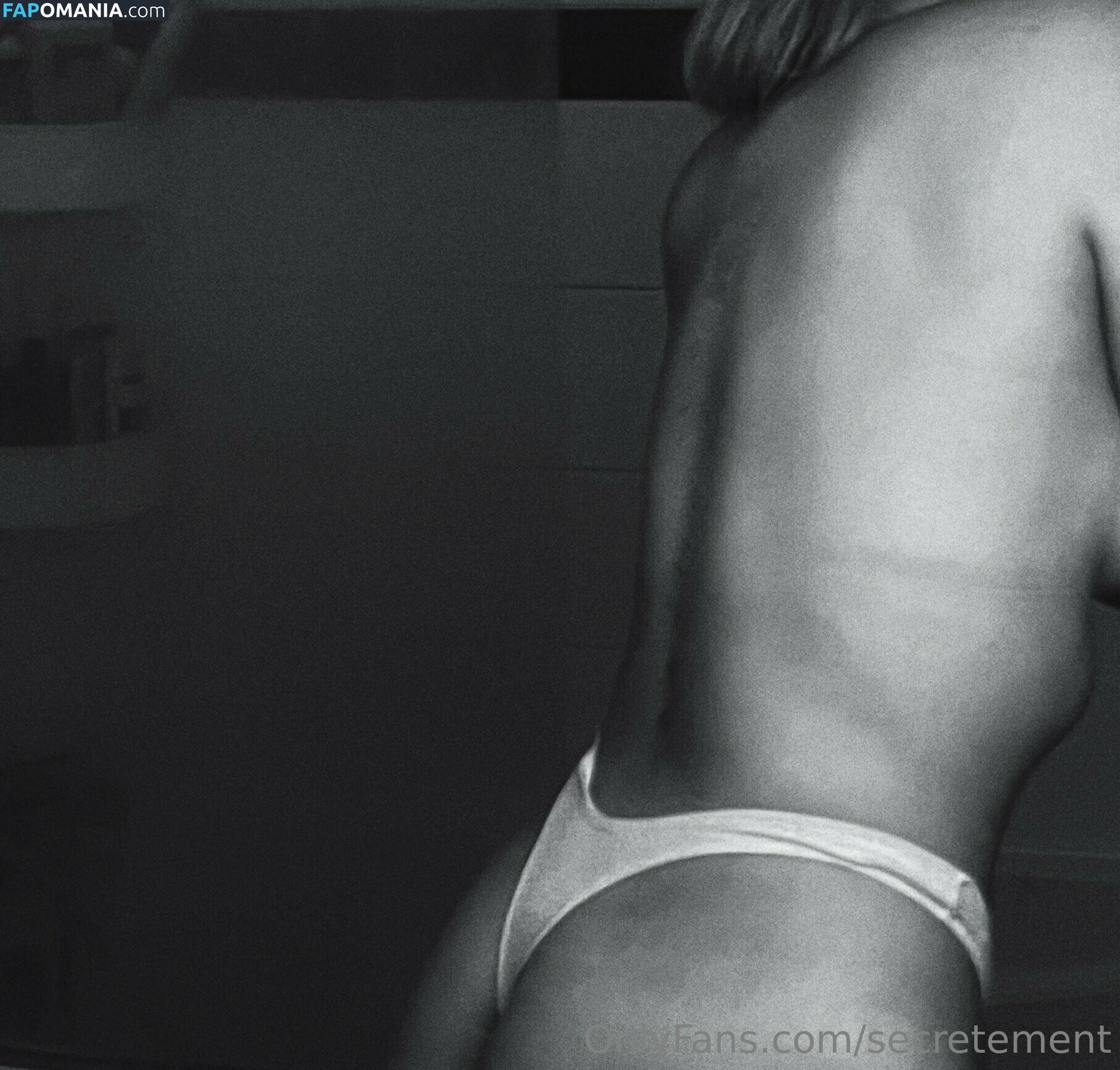 camillebrx__ / secretement Nude OnlyFans  Leaked Photo #12