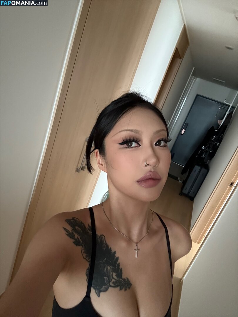 camocashy / camokr / https: Nude OnlyFans  Leaked Photo #8