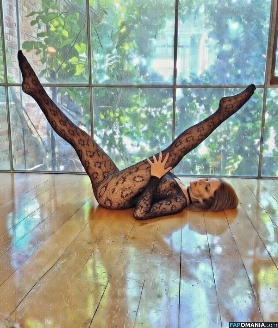 Candice Elizabeth / JessicaRabbitOZ Nude OnlyFans  Leaked Photo #1