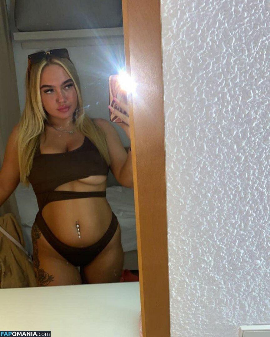 Caoimheeee Nude OnlyFans  Leaked Photo #35