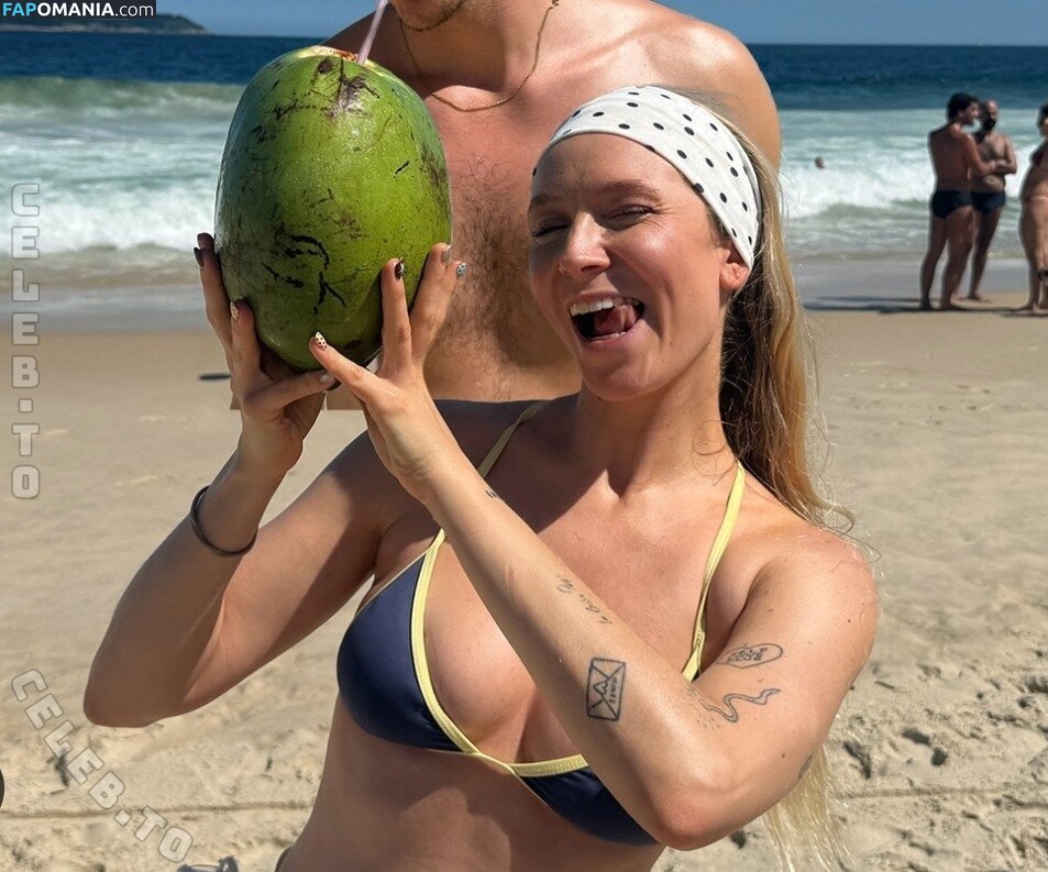 Caramella / kimcaramella Nude OnlyFans  Leaked Photo #2