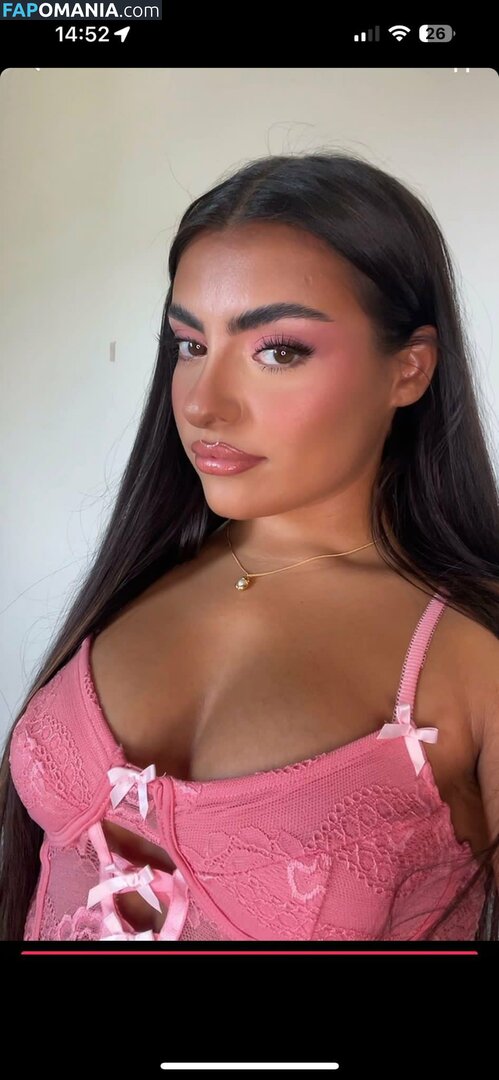 Carla Sophie / carlasophiebtw / carlysophie Nude OnlyFans  Leaked Photo #21