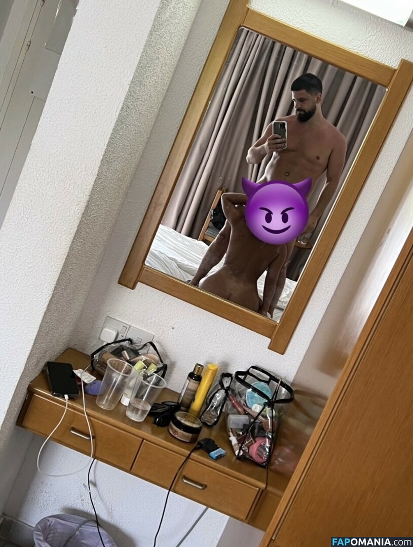 Carla Sophie / carlasophiebtw / carlysophie Nude OnlyFans  Leaked Photo #85