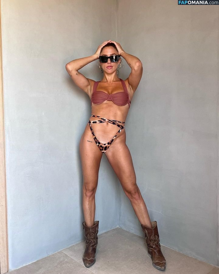 Carlotad26 / carlotta Nude OnlyFans  Leaked Photo #19