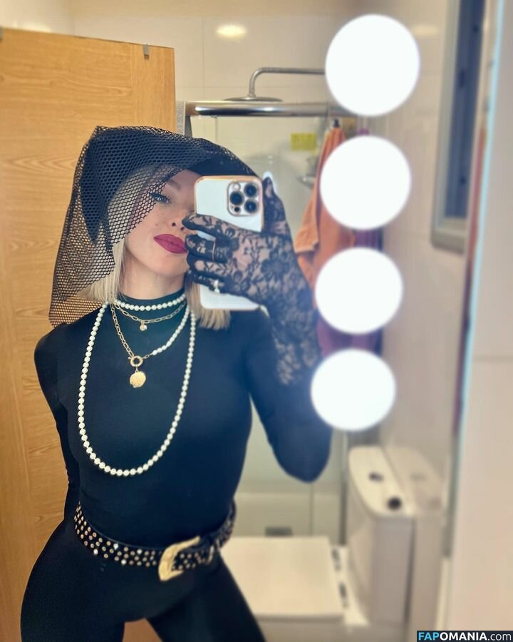 Carlotad26 / carlotta Nude OnlyFans  Leaked Photo #248