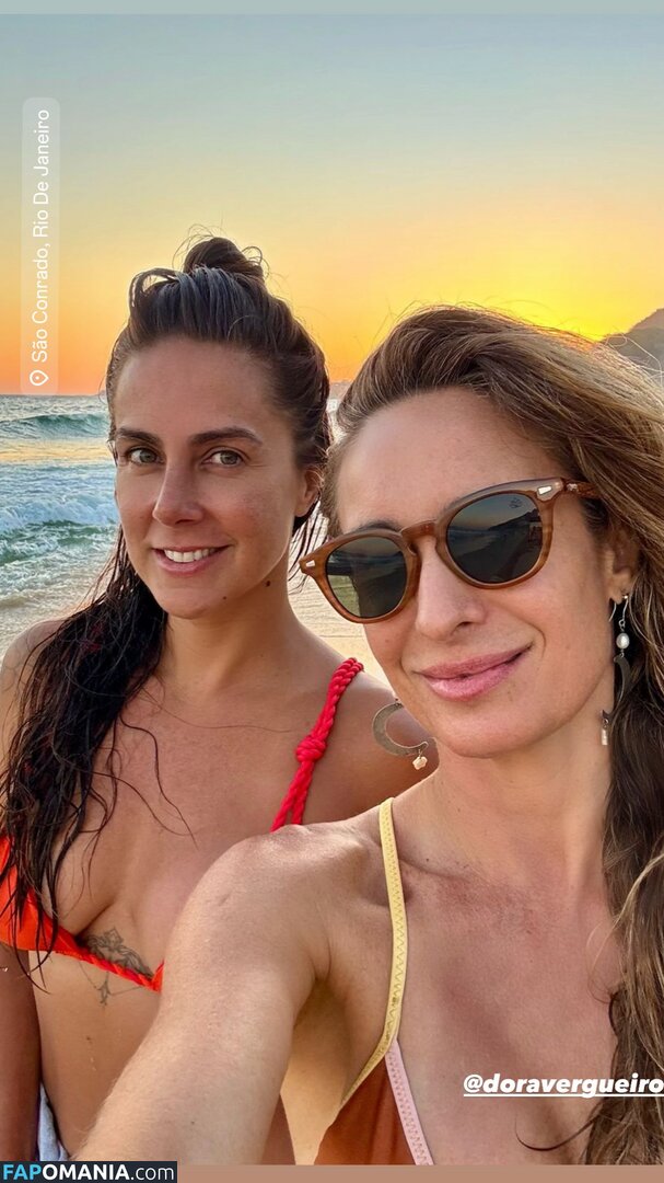 Carol Barcellos / carolbarcellos Nude OnlyFans  Leaked Photo #1