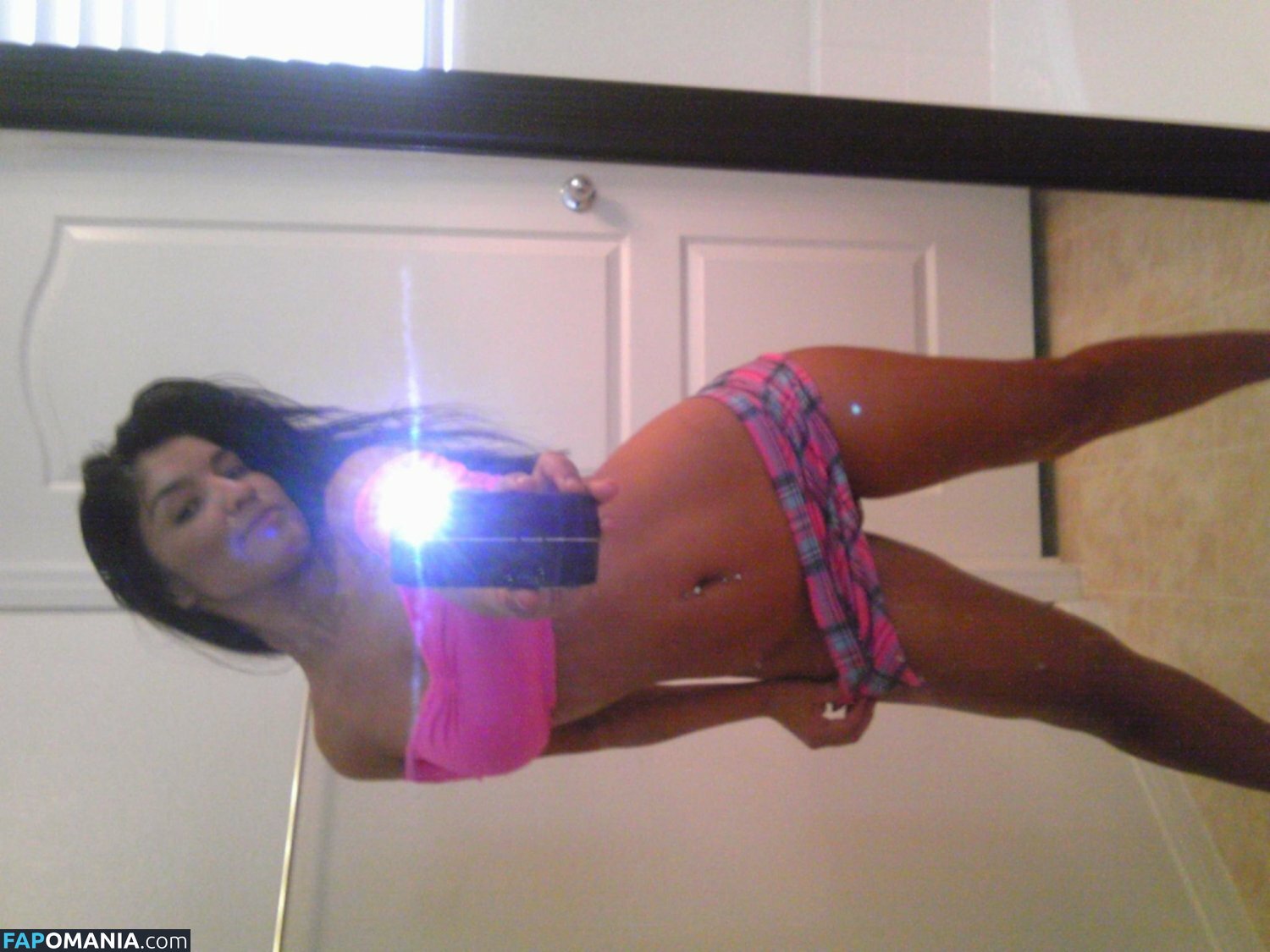 Carol / c.a.r.o.l.b / carolhot69 / carolinnx Nude OnlyFans  Leaked Photo #11