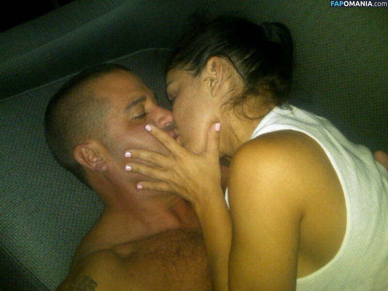 Carol / c.a.r.o.l.b / carolhot69 / carolinnx Nude OnlyFans  Leaked Photo #22