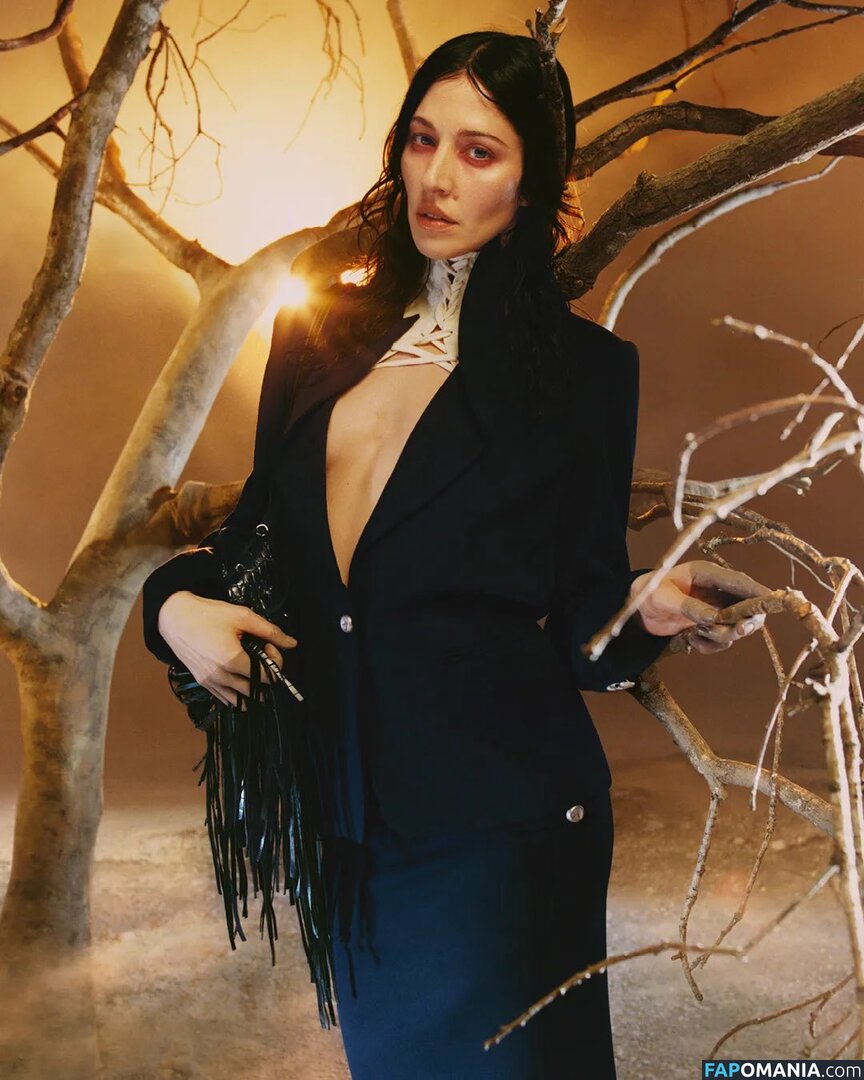 Caroline Polachek / carolineplz / fenisfun Nude OnlyFans  Leaked Photo #96