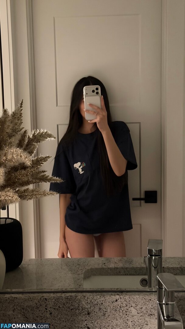 Caryn Marjorie / Cutie Caryn / cutiecaryn / marjikarp Nude OnlyFans  Leaked Photo #12