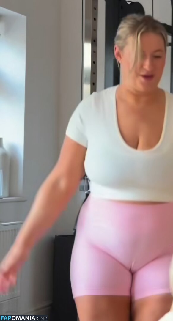 Carys whittaker  / Carys whittaker / busybeecarys / carys.whittaker Nude OnlyFans  Leaked Photo #3