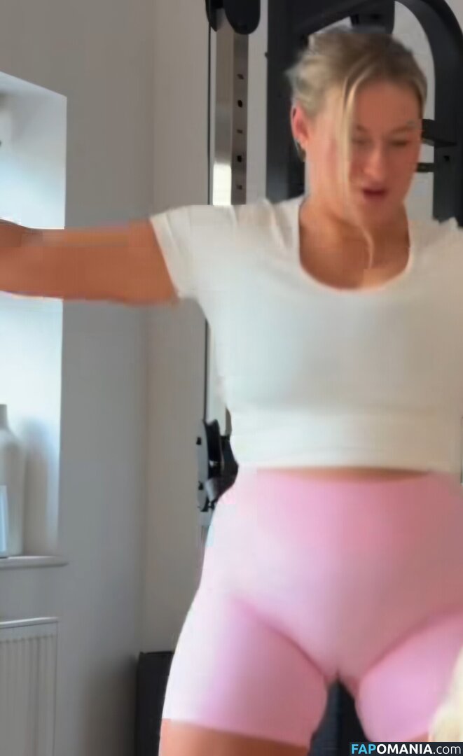 Carys whittaker  / Carys whittaker / busybeecarys / carys.whittaker Nude OnlyFans  Leaked Photo #7