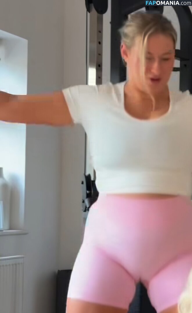 Carys Whittaker / busybeecarys / carys.whittaker Nude OnlyFans  Leaked Photo #31