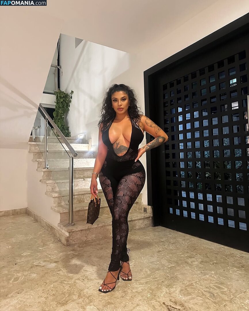 Cashmir.cc / Mirandablive / cashmir.1 / miranda2bangz Nude OnlyFans  Leaked Photo #2
