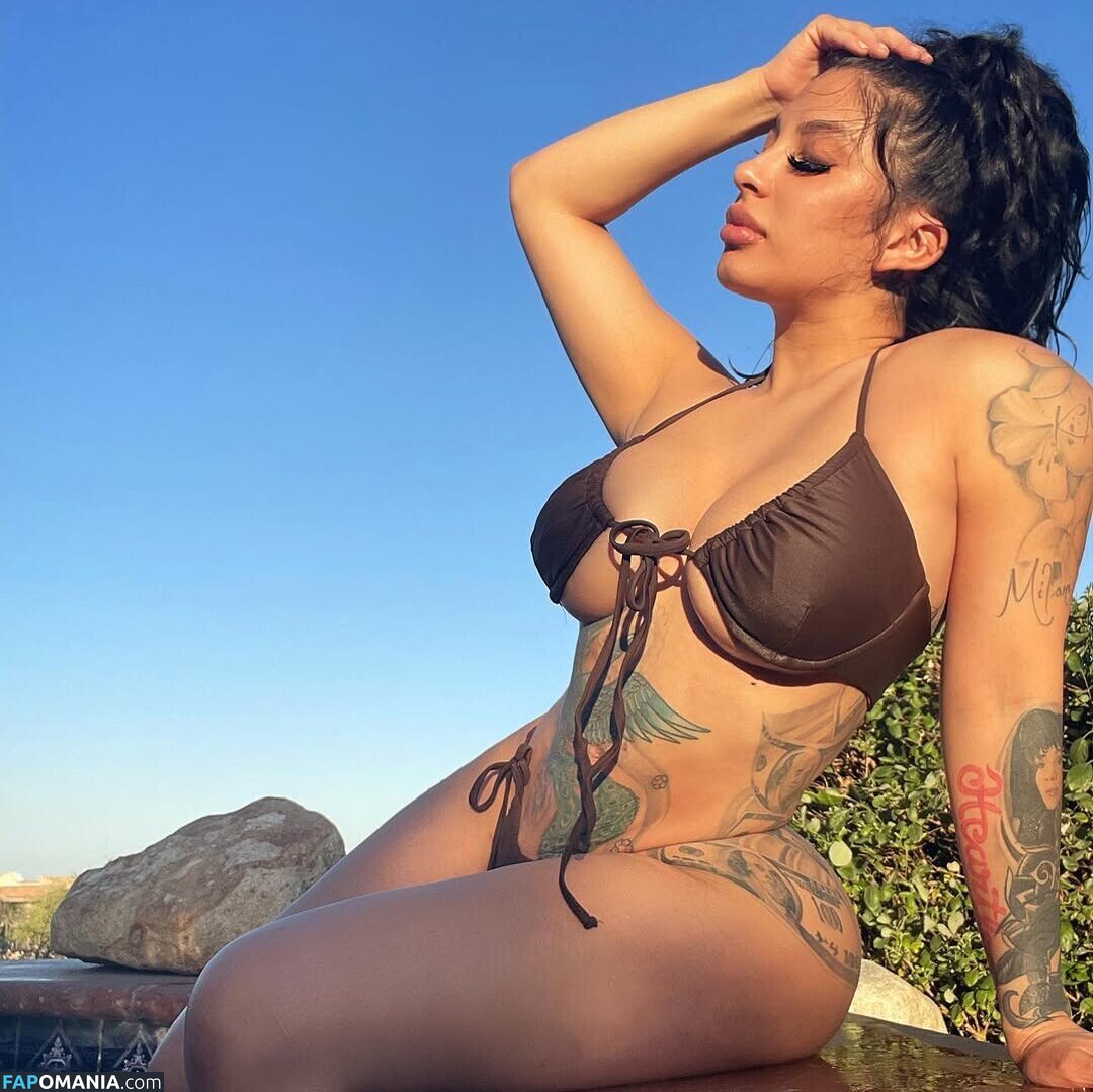 Cashmir.cc / Mirandablive / cashmir.1 / miranda2bangz Nude OnlyFans  Leaked Photo #4