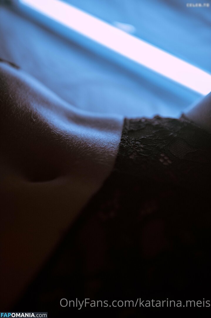 cassandra.delia aka katarina.meis Nude OnlyFans  Leaked Photo #5
