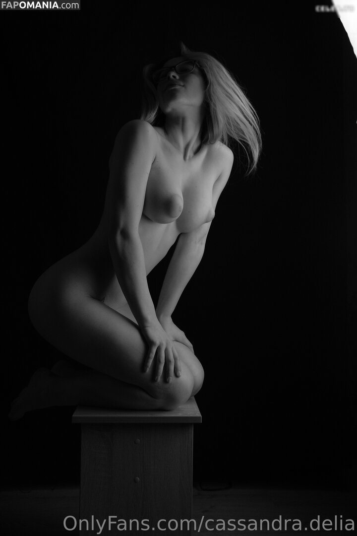 cassandra.delia aka katarina.meis Nude OnlyFans  Leaked Photo #8
