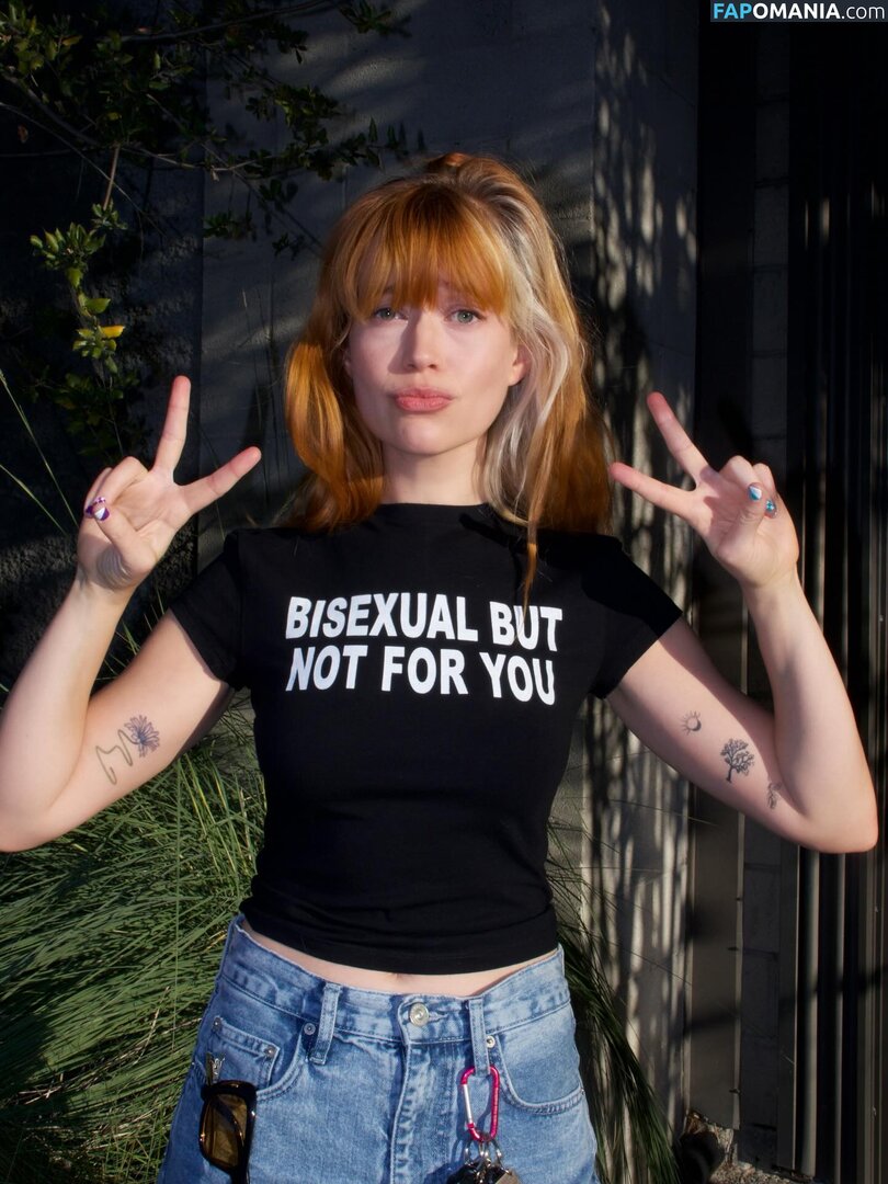 Catherine McCafferty / PrettyGay / catherine_mccaff Nude OnlyFans  Leaked Photo #2