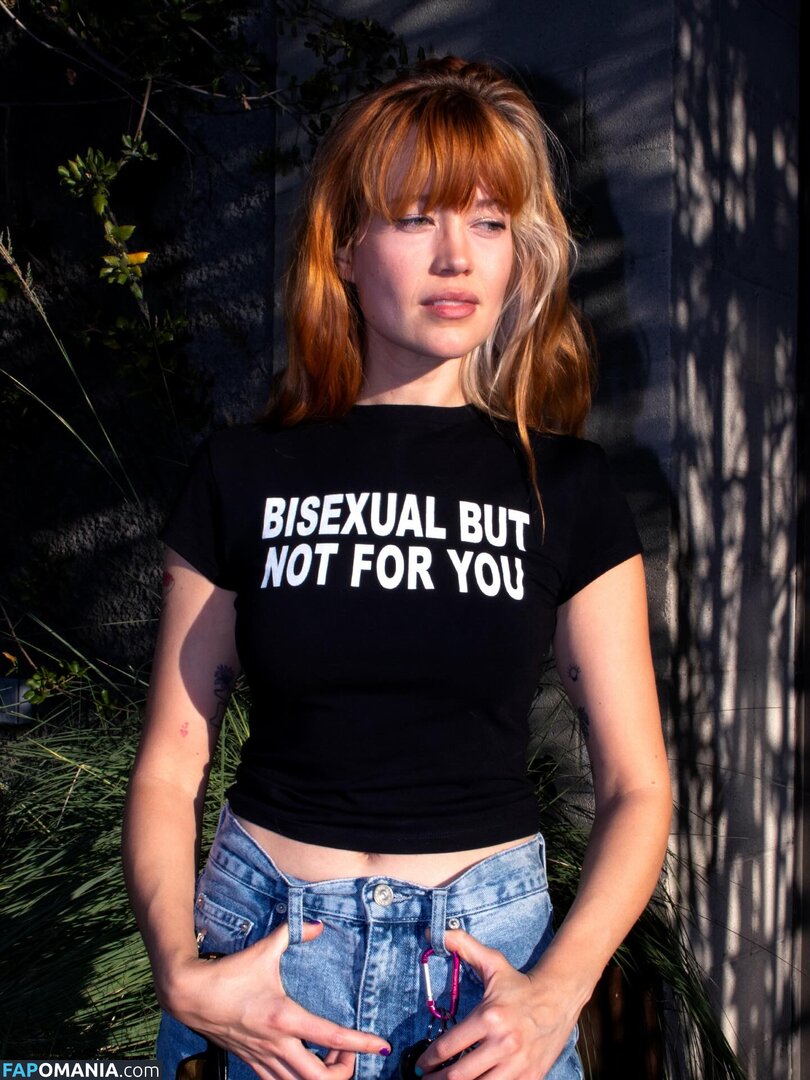 Catherine McCafferty / PrettyGay / catherine_mccaff Nude OnlyFans  Leaked Photo #4