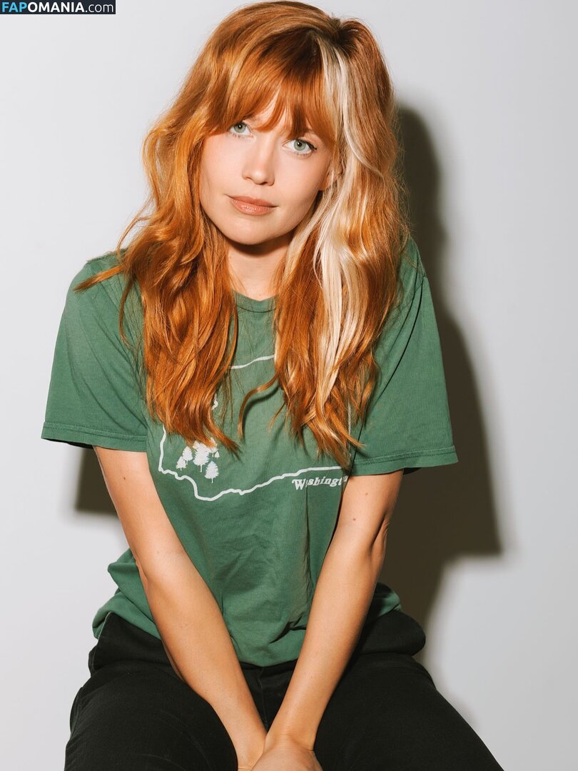 Catherine McCafferty / PrettyGay / catherine_mccaff Nude OnlyFans  Leaked Photo #6