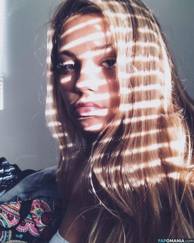 Catie Archambeau / catie.a Nude OnlyFans  Leaked Photo #12